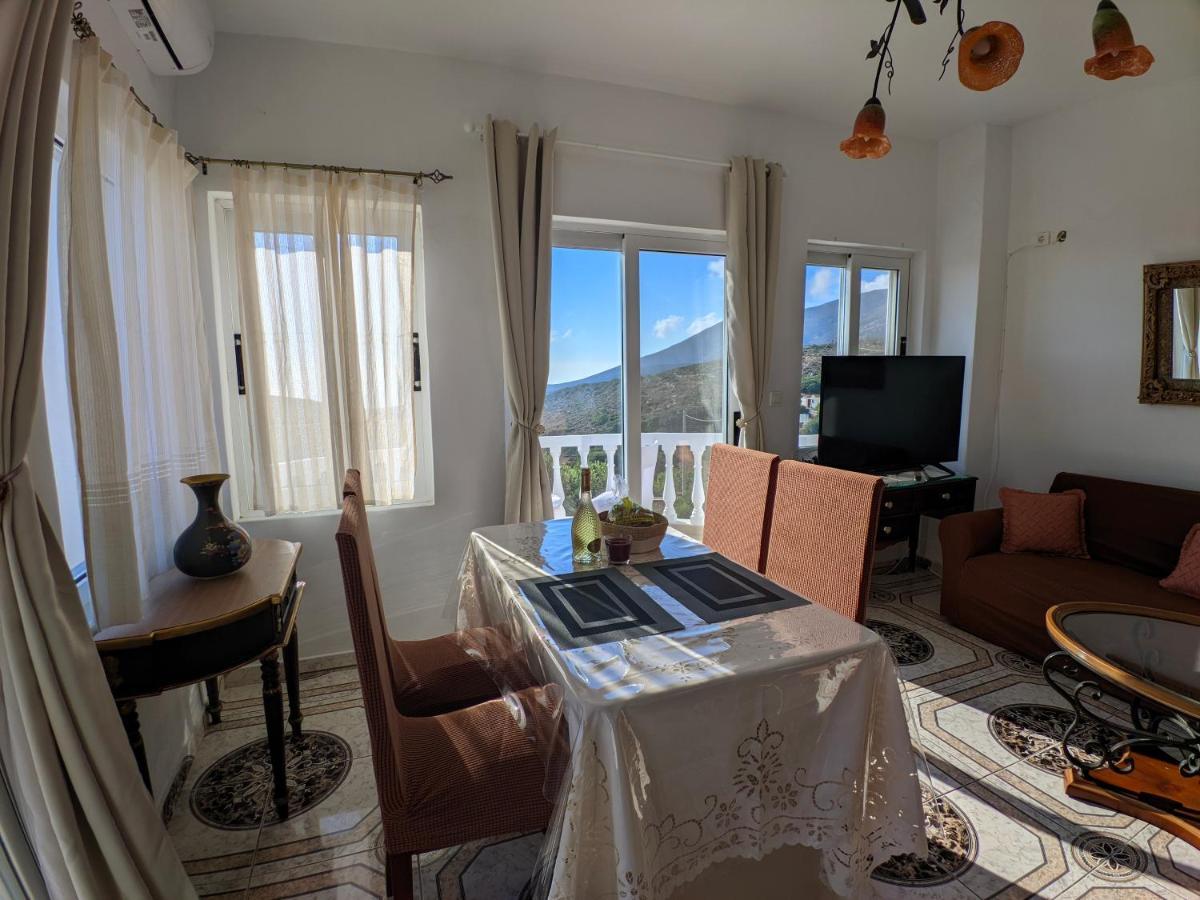 Lakena Sunset View Villa Menetaí Екстериор снимка