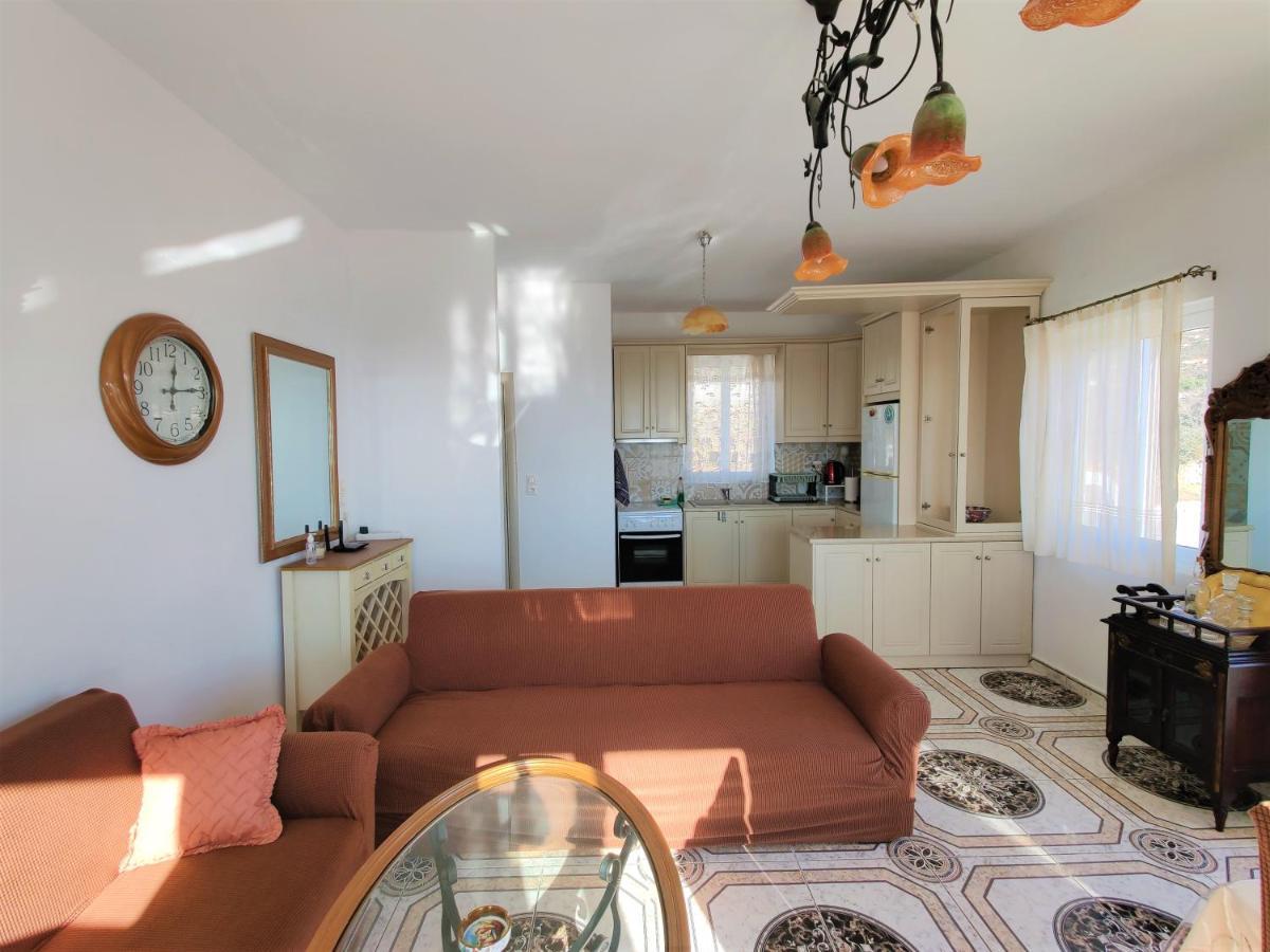 Lakena Sunset View Villa Menetaí Екстериор снимка