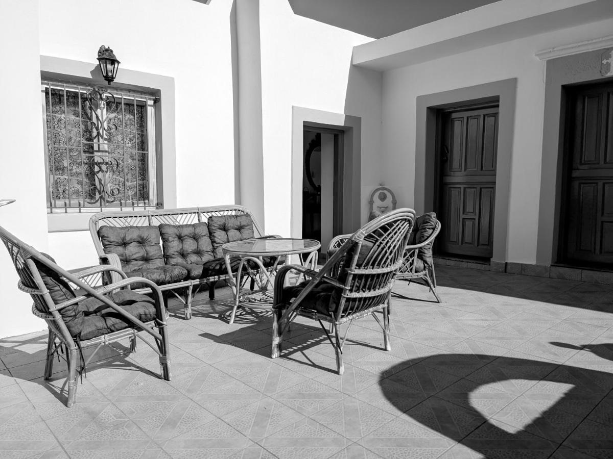 Lakena Sunset View Villa Menetaí Екстериор снимка
